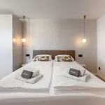 Virgo Dubrownik
